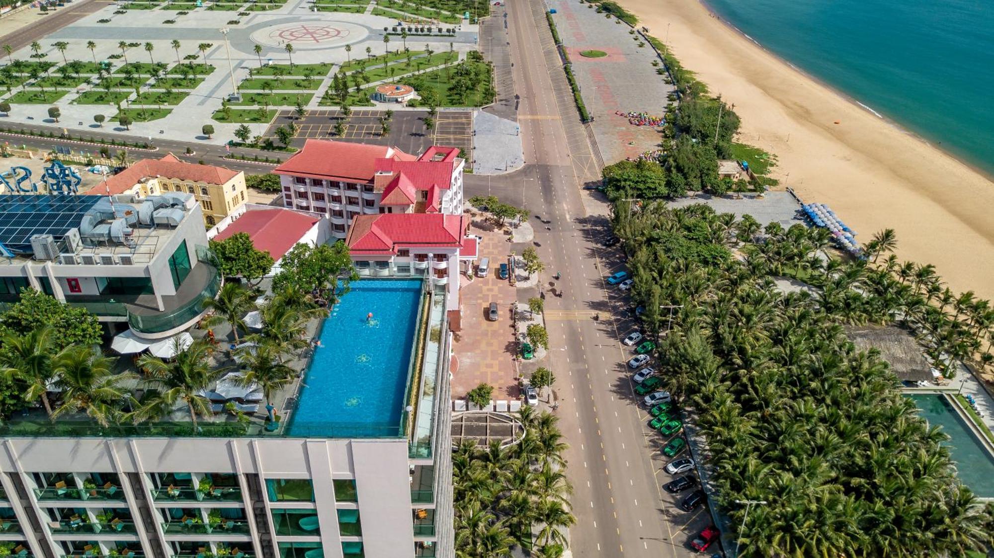 Sala Grand Tuyhoa Hotel Tuy Hoa Exterior photo